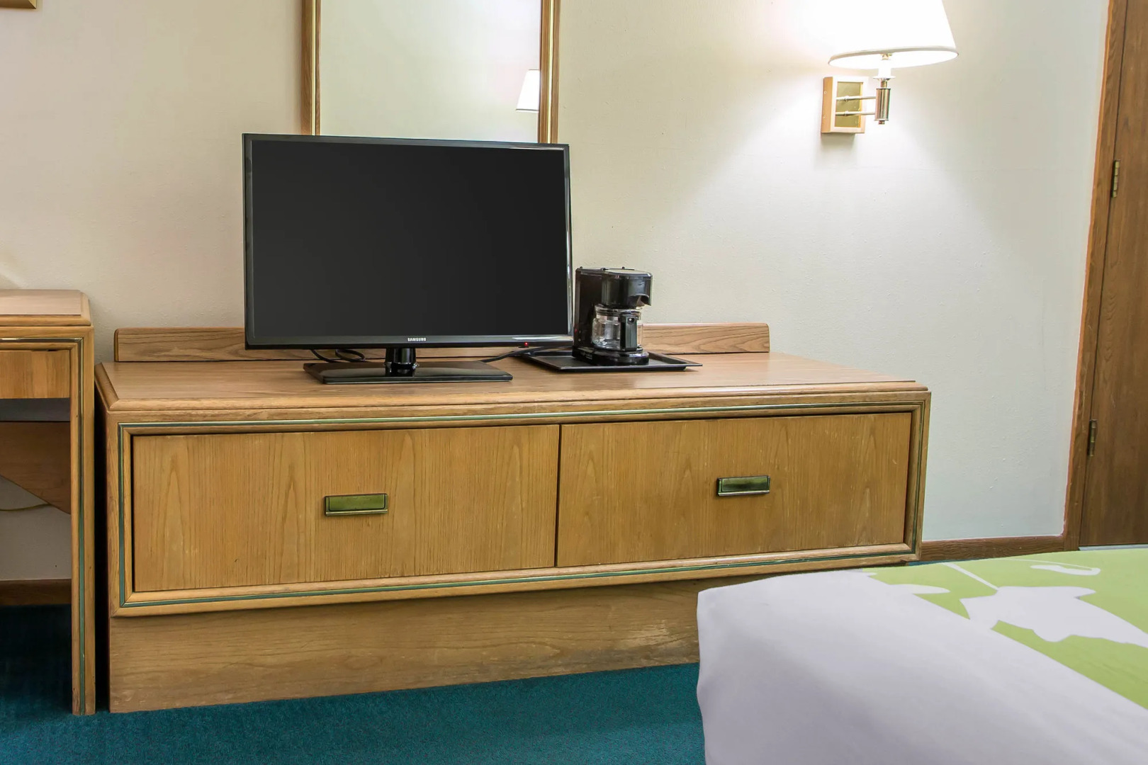 Econo Lodge Inn & Suites Dubuque