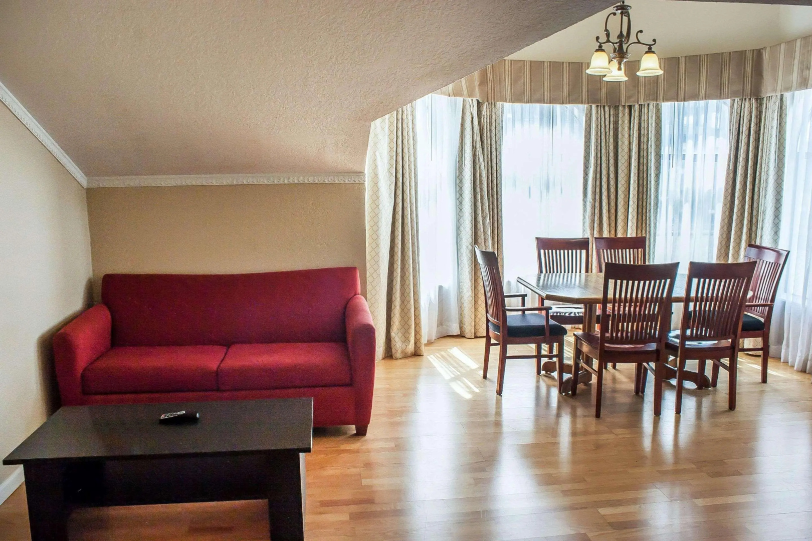 Quality Inn & Suites Fife Seattle