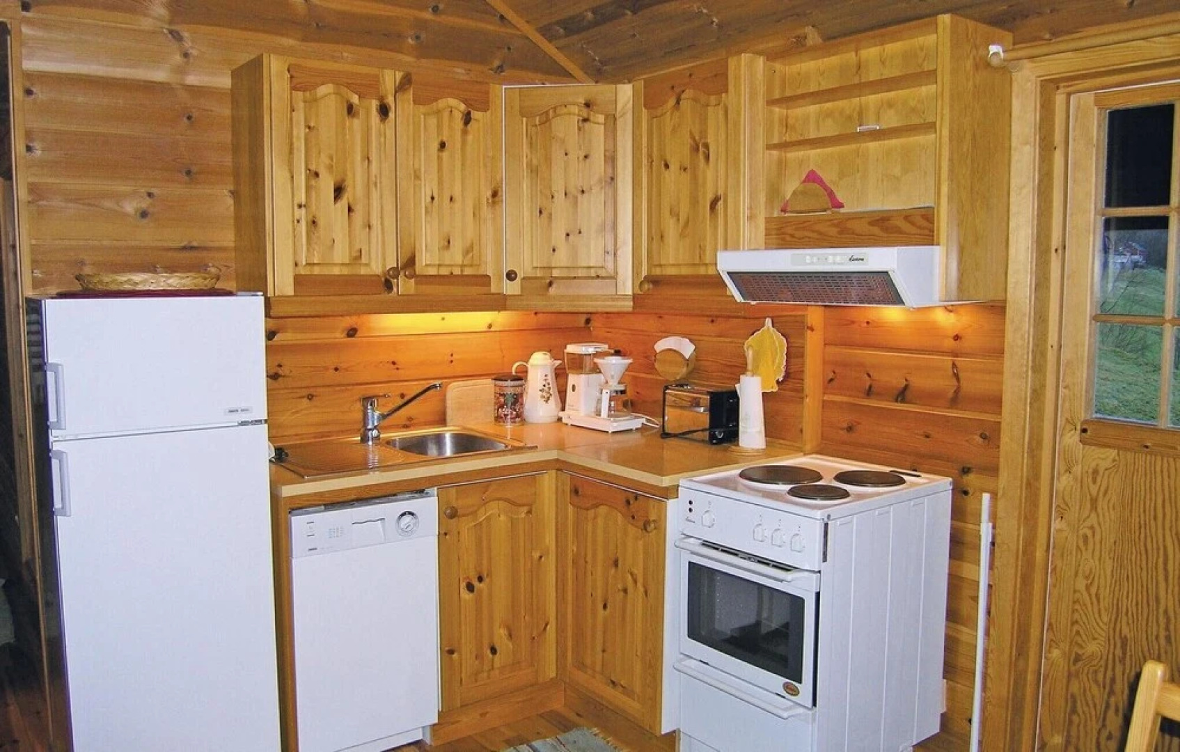 Stunning Home in Skei I Jølster With 4 Bedrooms