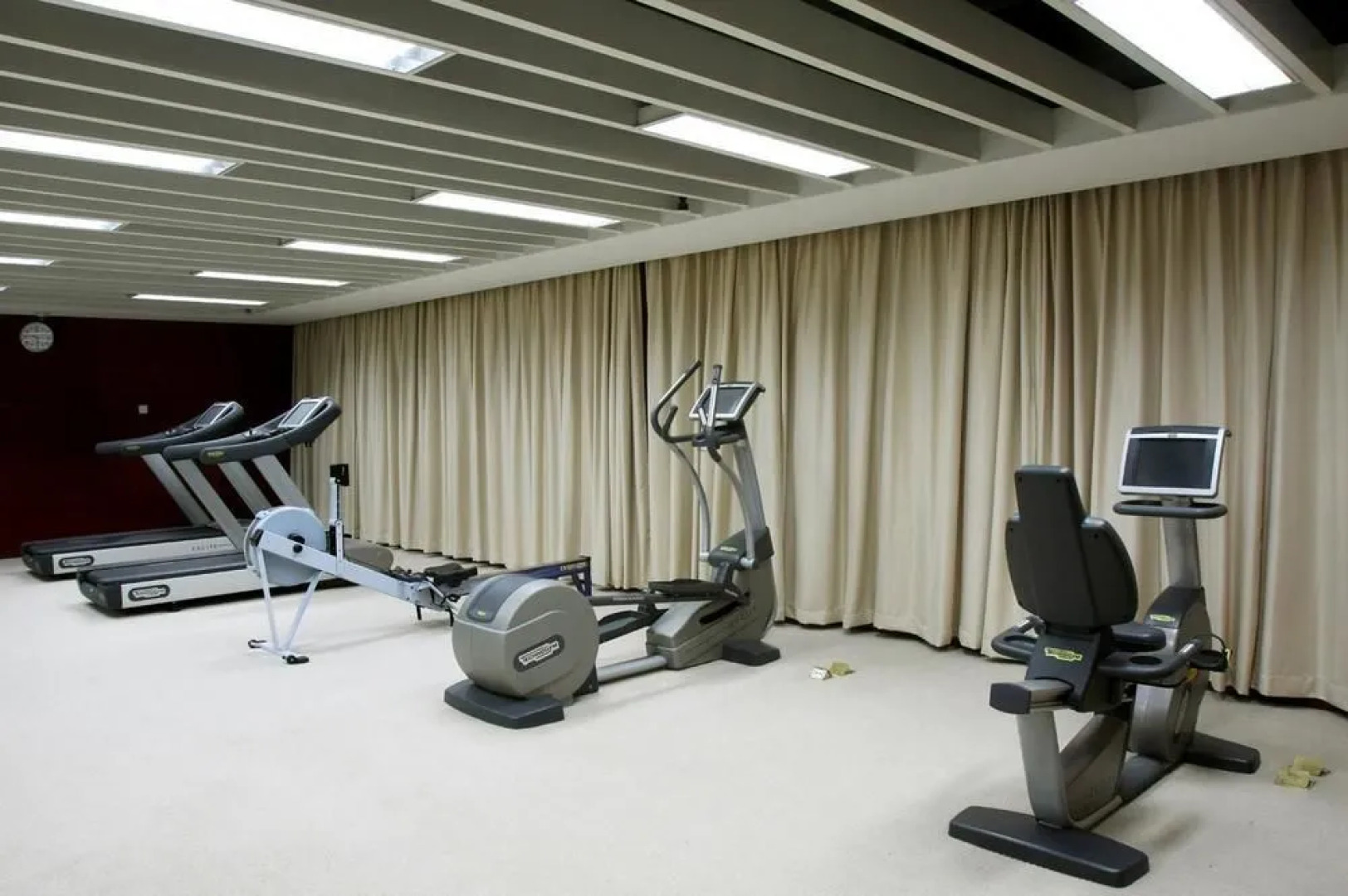 Bolong Lakeview Resort