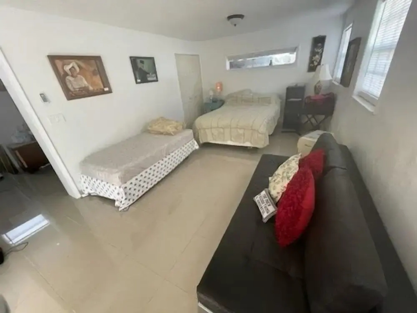 Rim Canal 'yellow House' With Canal Views & Boat Dock 1 Bedroom Cottage by RedAwning