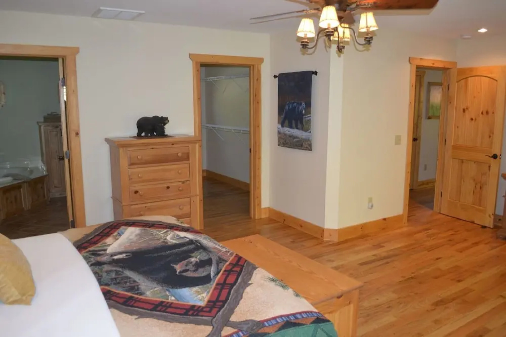 The Esmeralda Inn and Restaurant