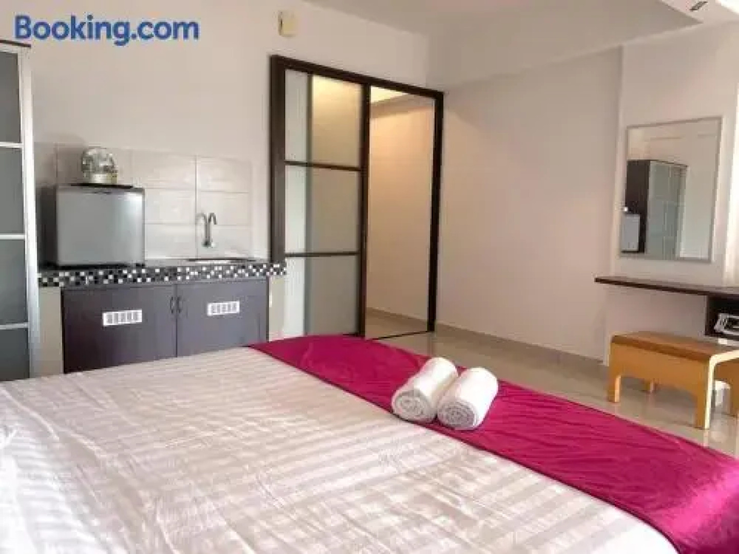 Marina Heights Resort