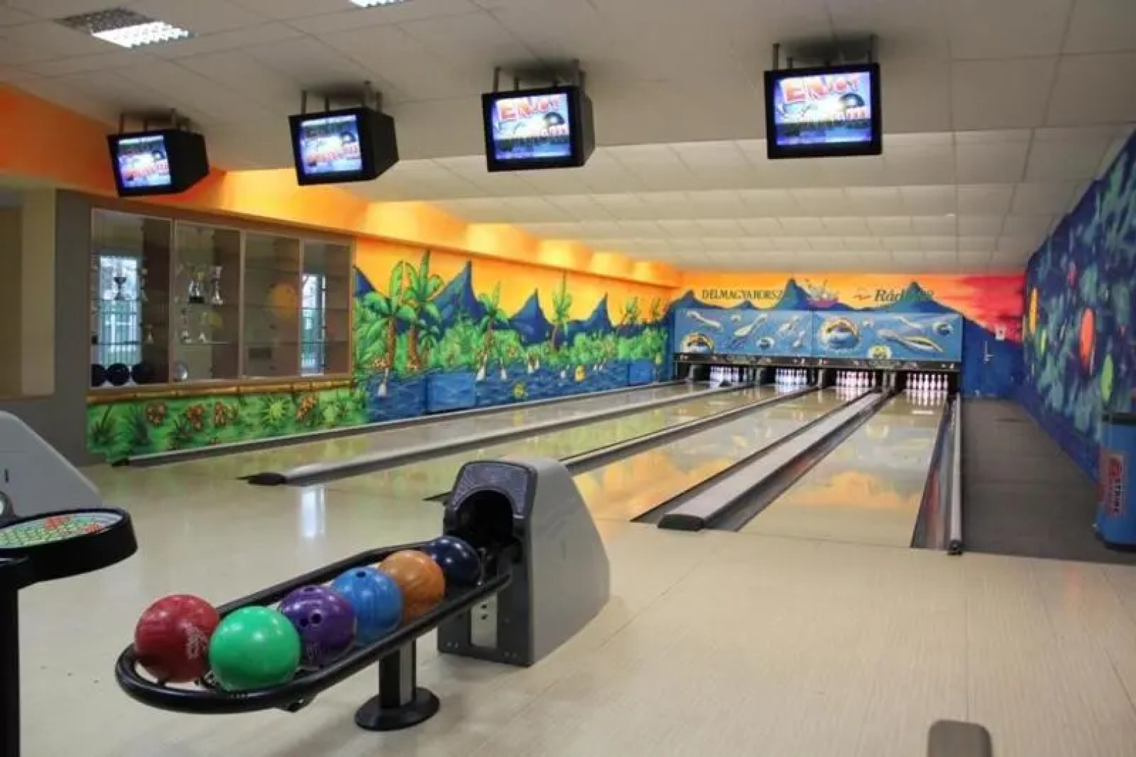 Teke Bowling Centrum és Sport Hotel