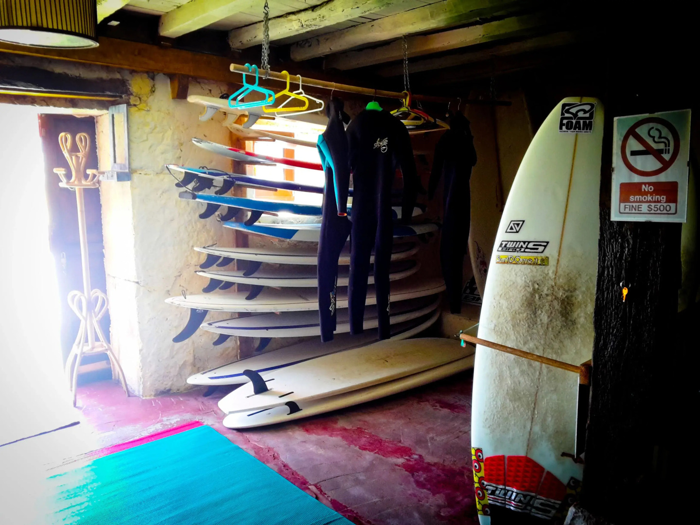 SURFtoLIVE House - Hostel