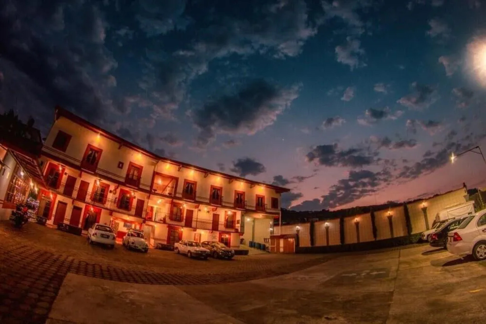 Hotel & Suites Posada Molina