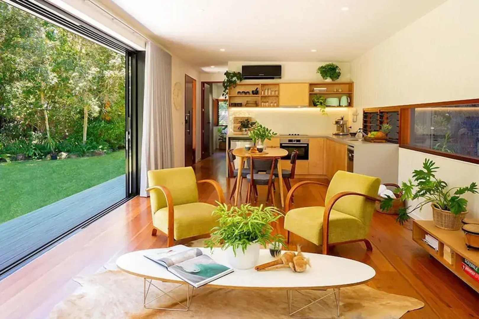 Byron Beach Retreats - The Bungalow