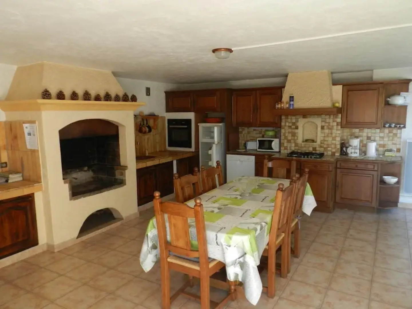 Au Plan de Carros by Gites de France