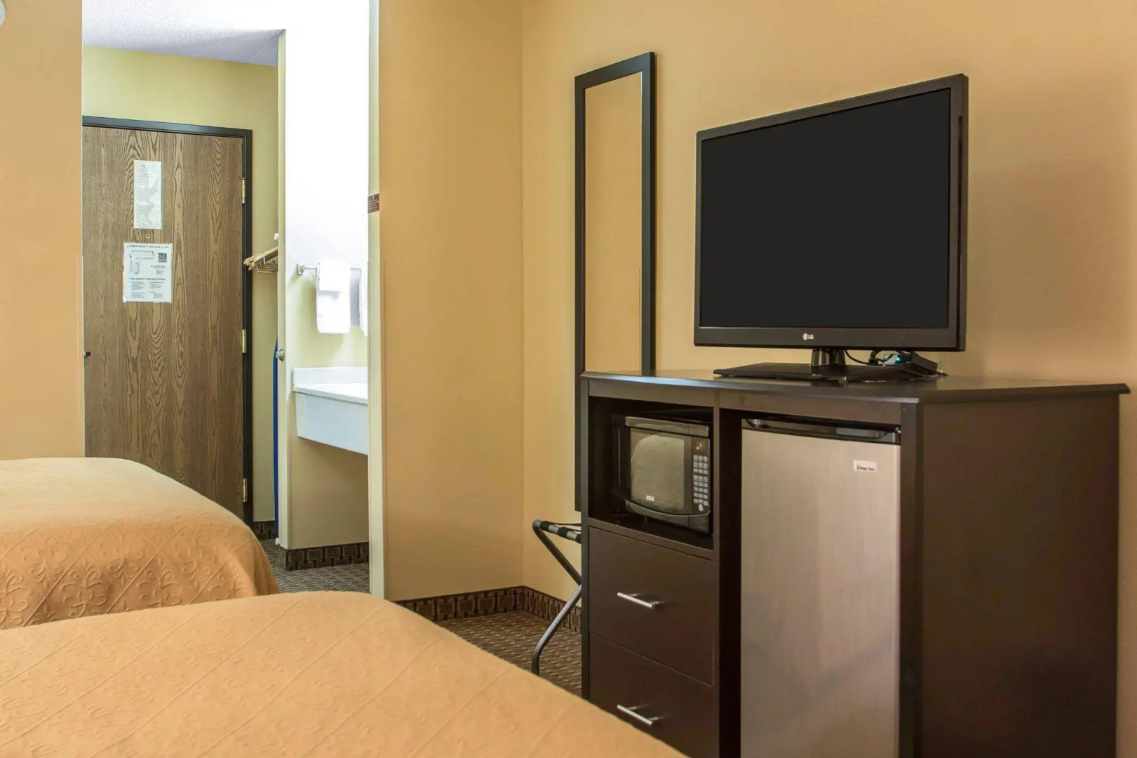 Quality Inn & Suites Sun Prairie Madison East
