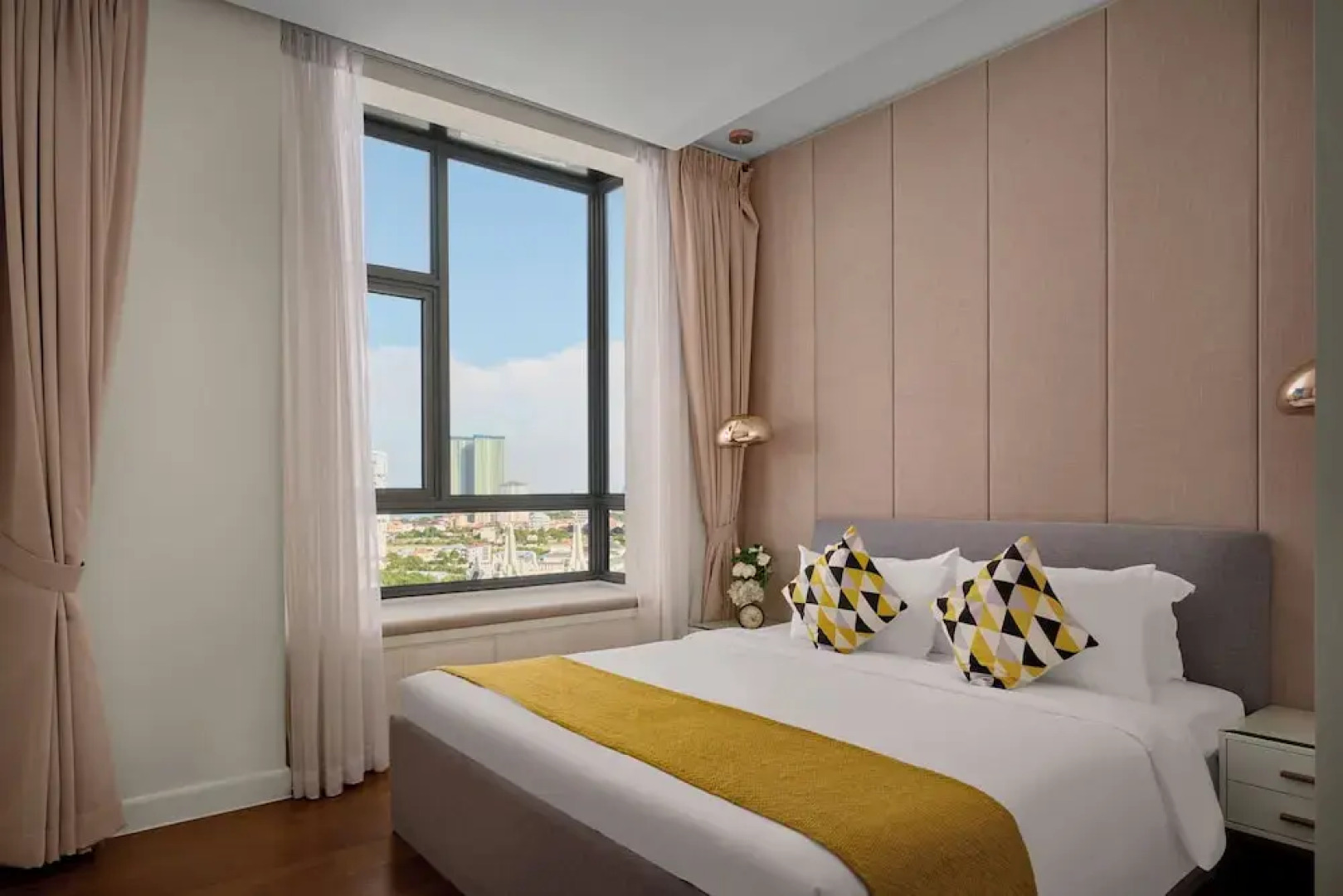 The Peninsula Phnom Penh