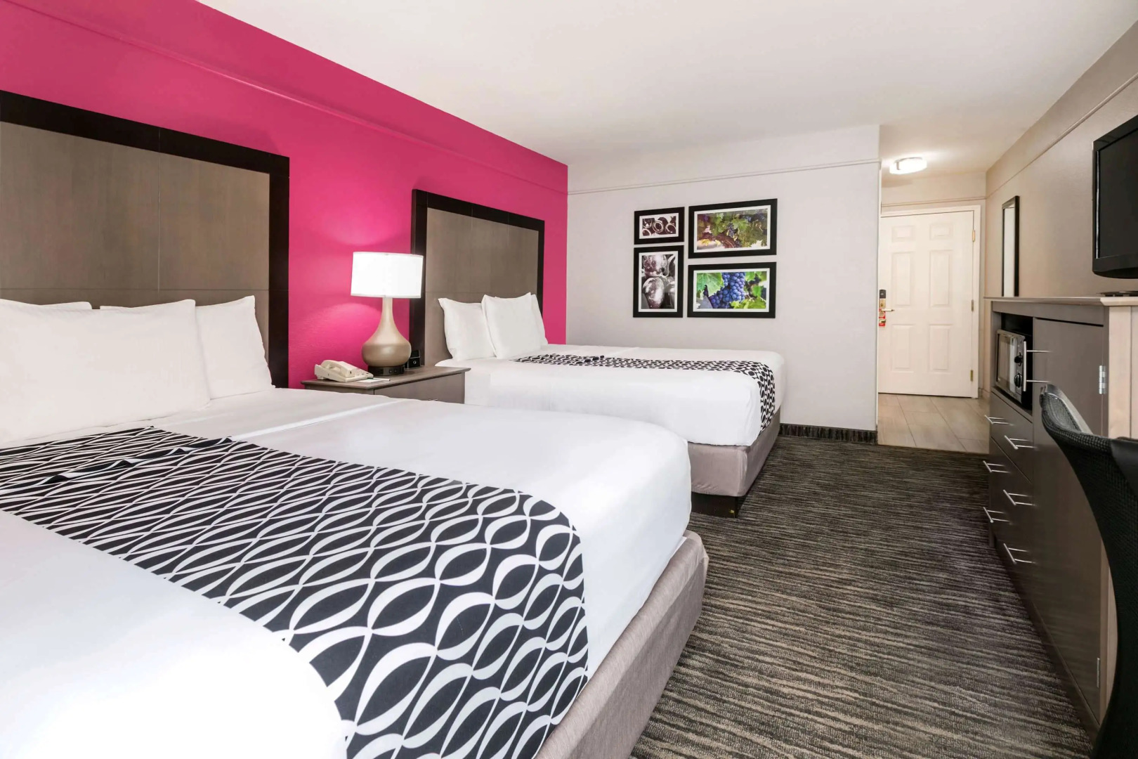 La Quinta Inn & Suites by Wyndham Fredericksburg