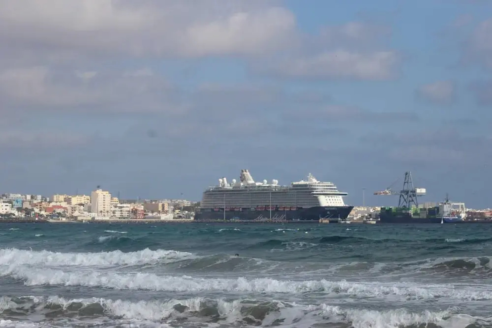 Room Rental In Central Flat In Puerto Del Rosario