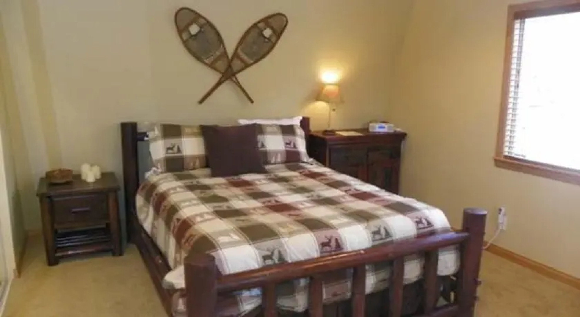 RedAwning Lews Cub House