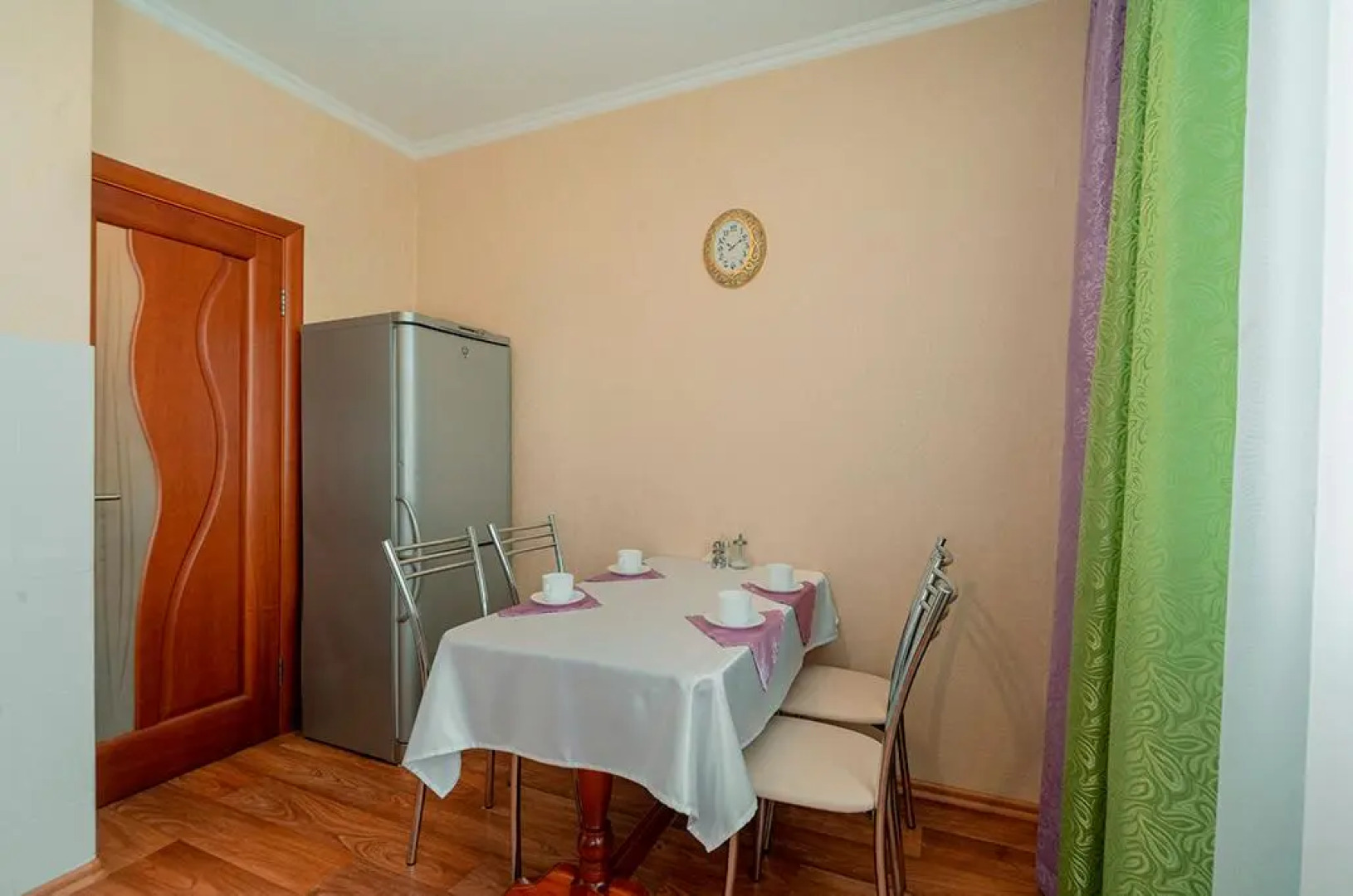 Пять звезд на Спортивная