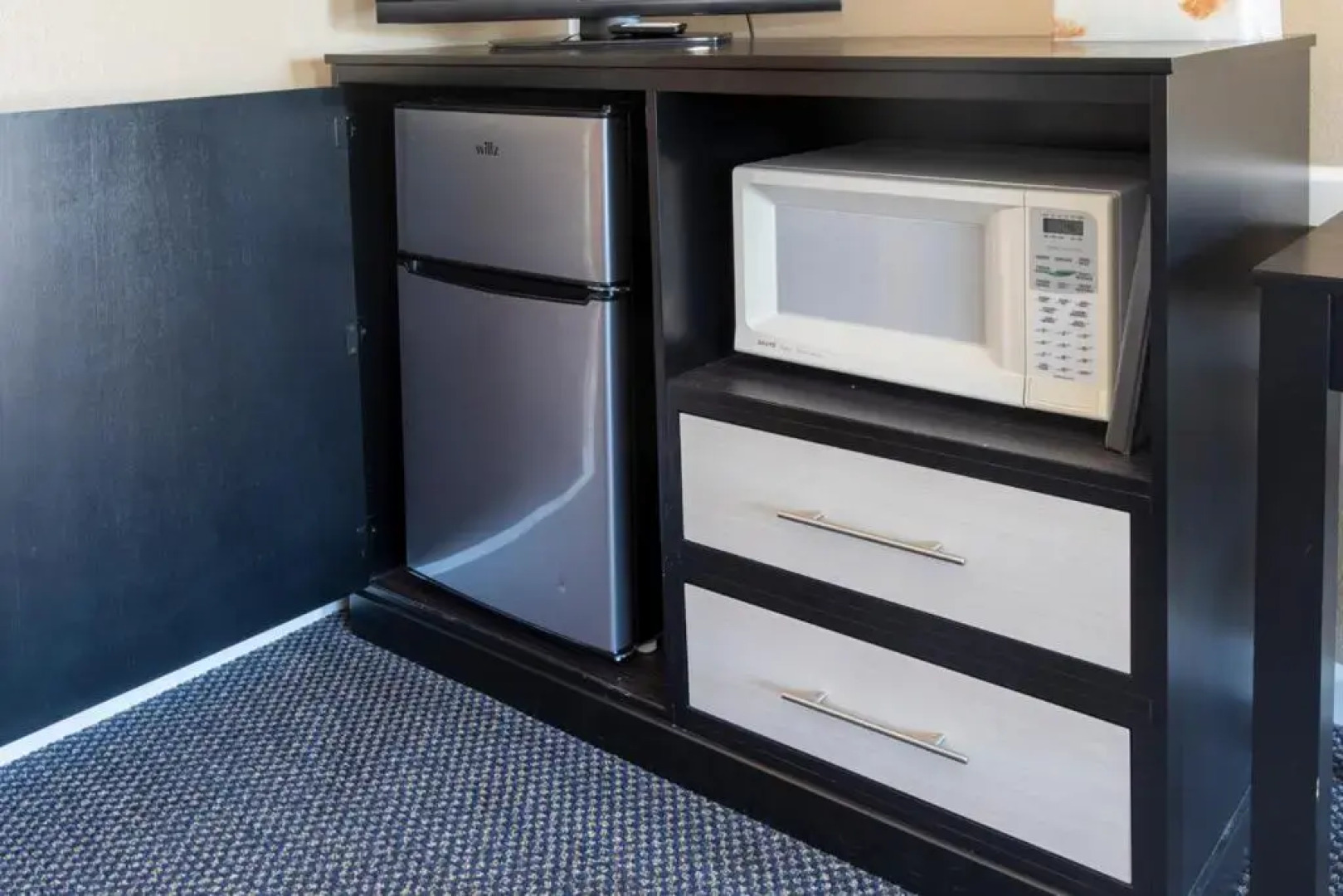 Surf Motel and Gardens