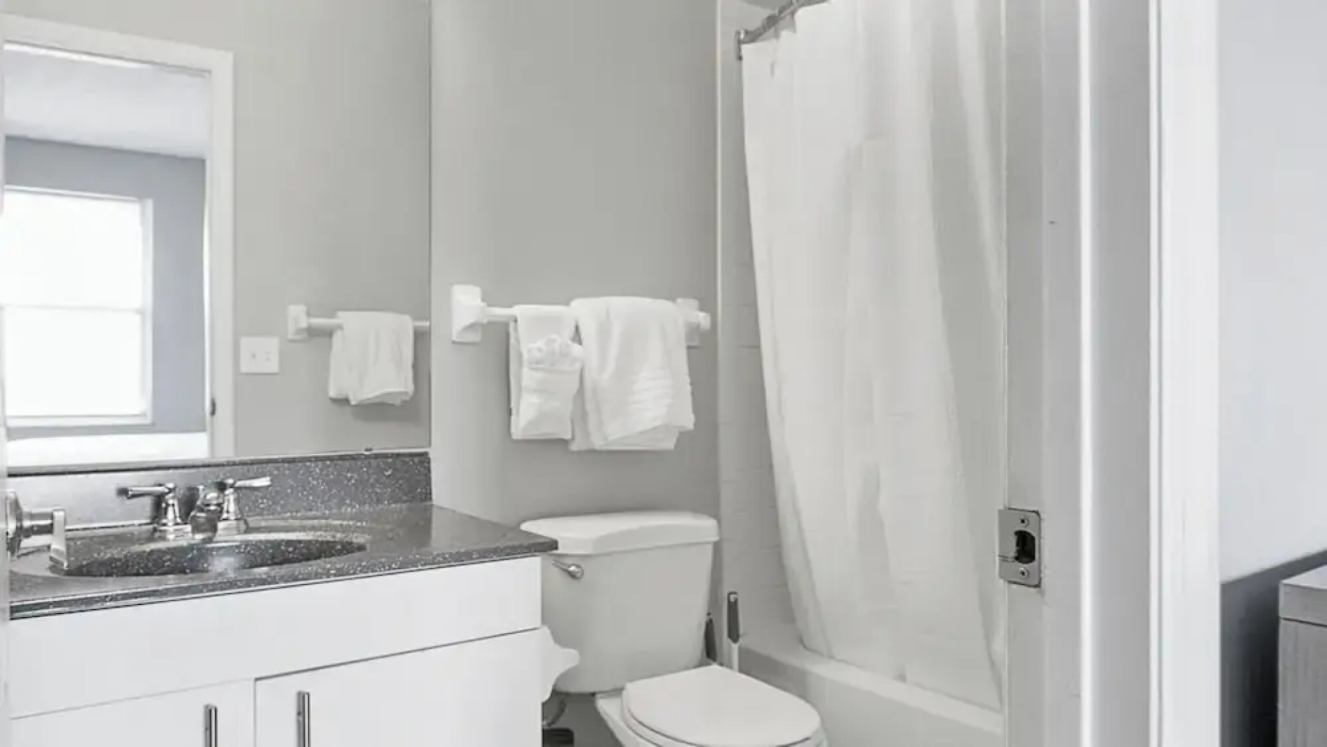 Landing Apartments Dayton