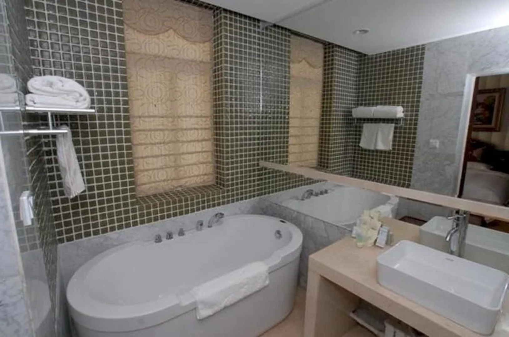 Hebei Bailu Hot Spring Hotel