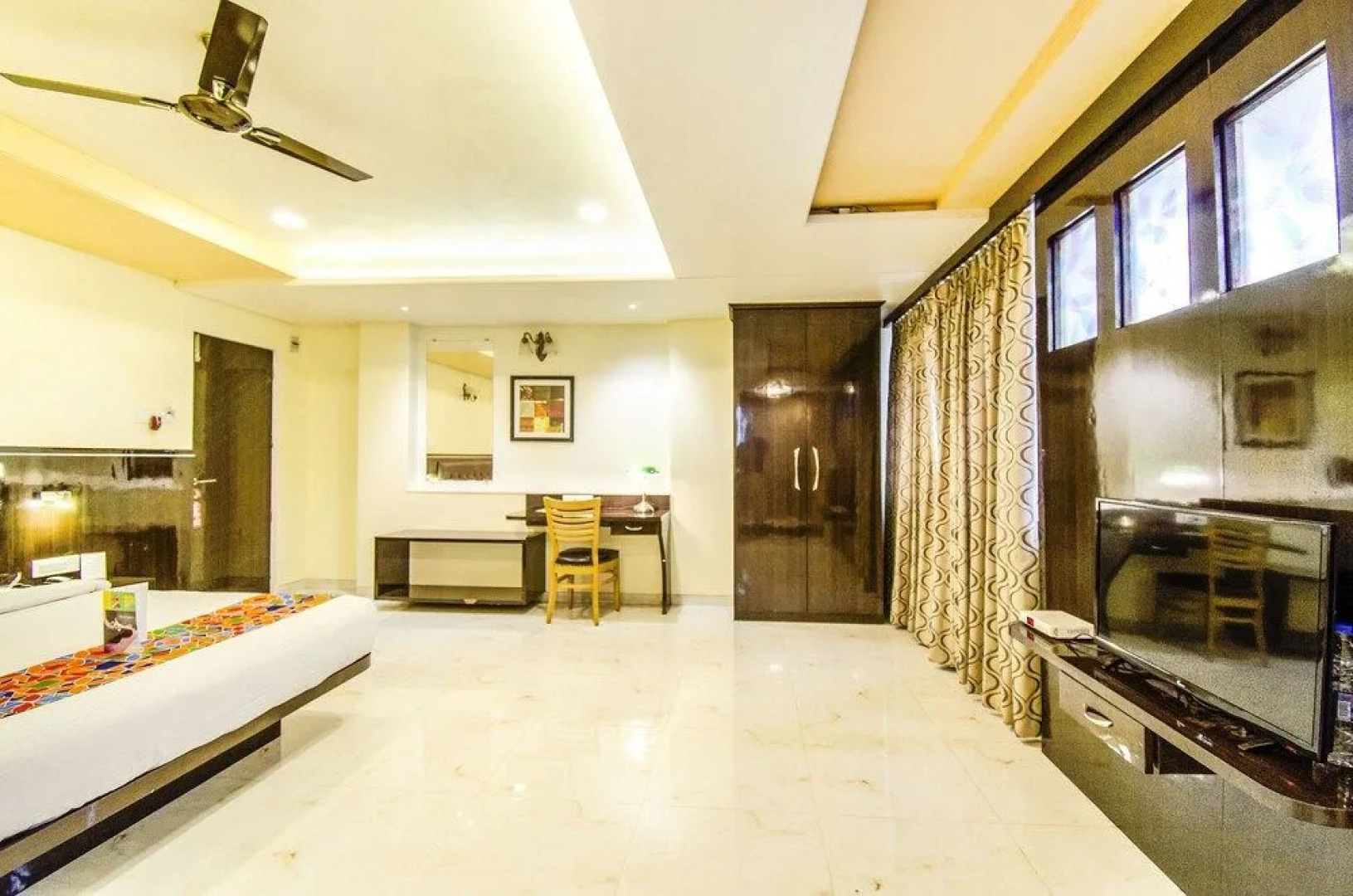 FabHotel Gharonda Residency MIDC