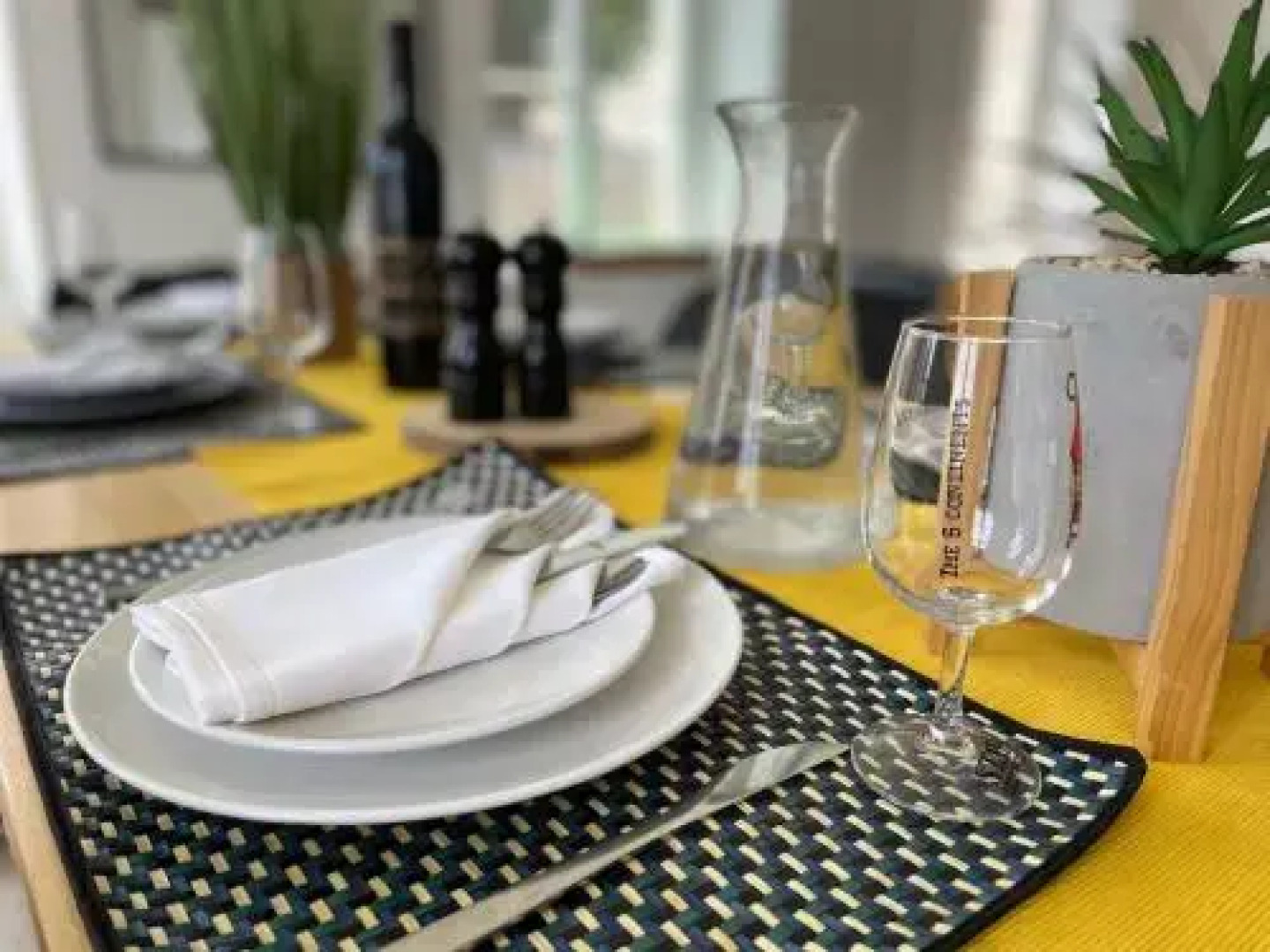 The 5 continents III by Octopus 1987