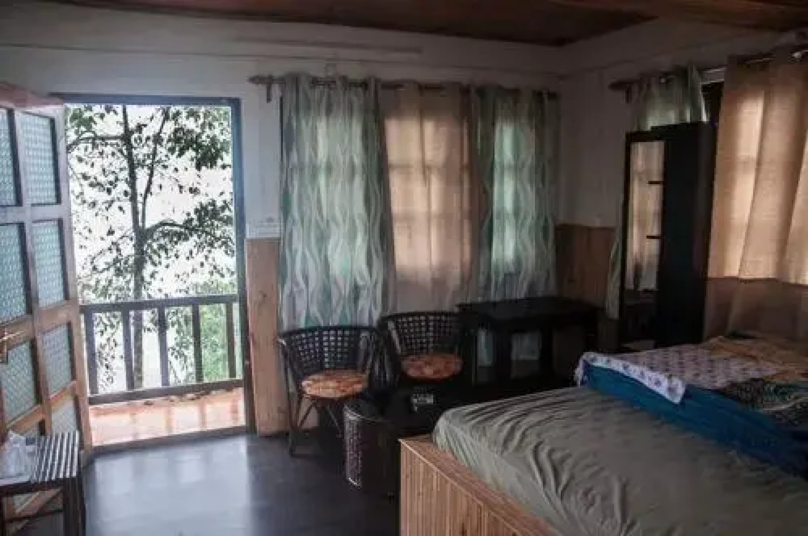 Vamoosetrail Mahal Diram