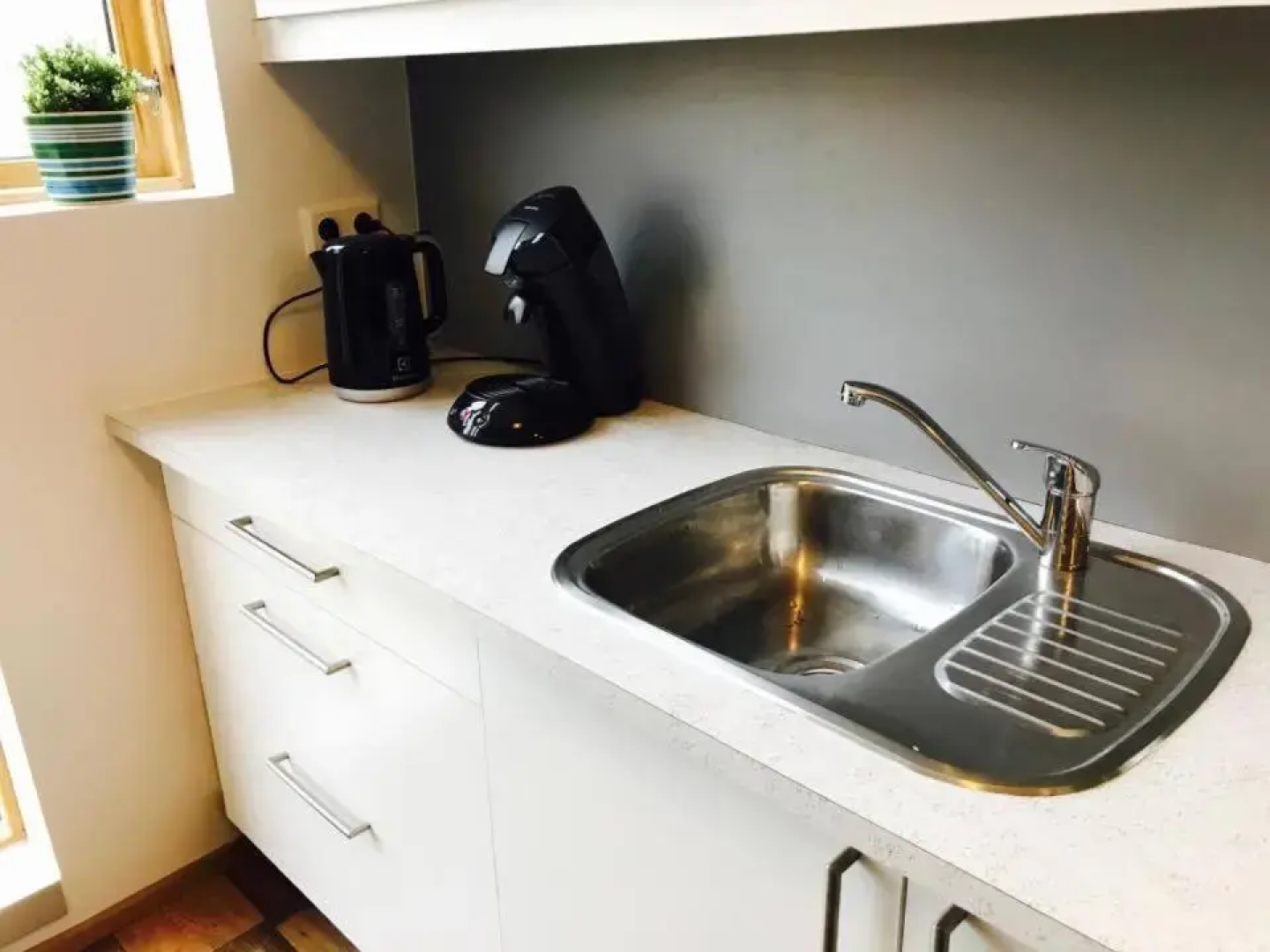 Óseyri Hlaðan -The Barn