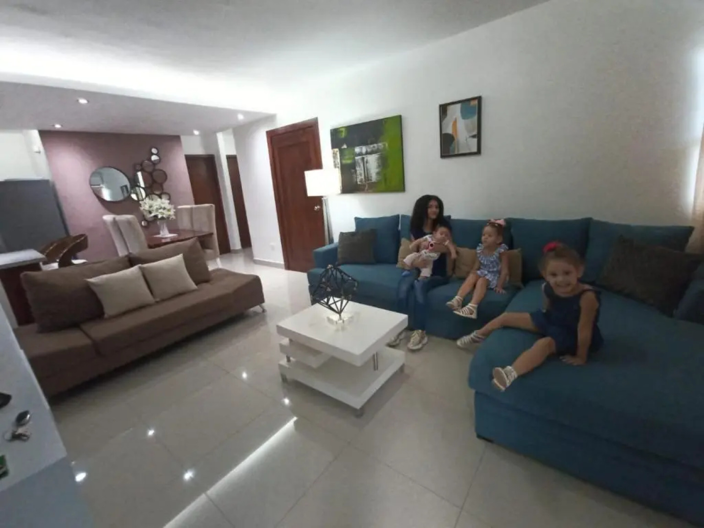 Lia Amanda Edificio 5