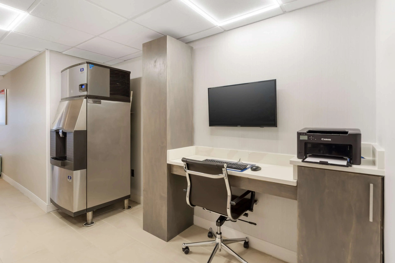 Best Western Plus Glenview Chicagoland Inn & Suites