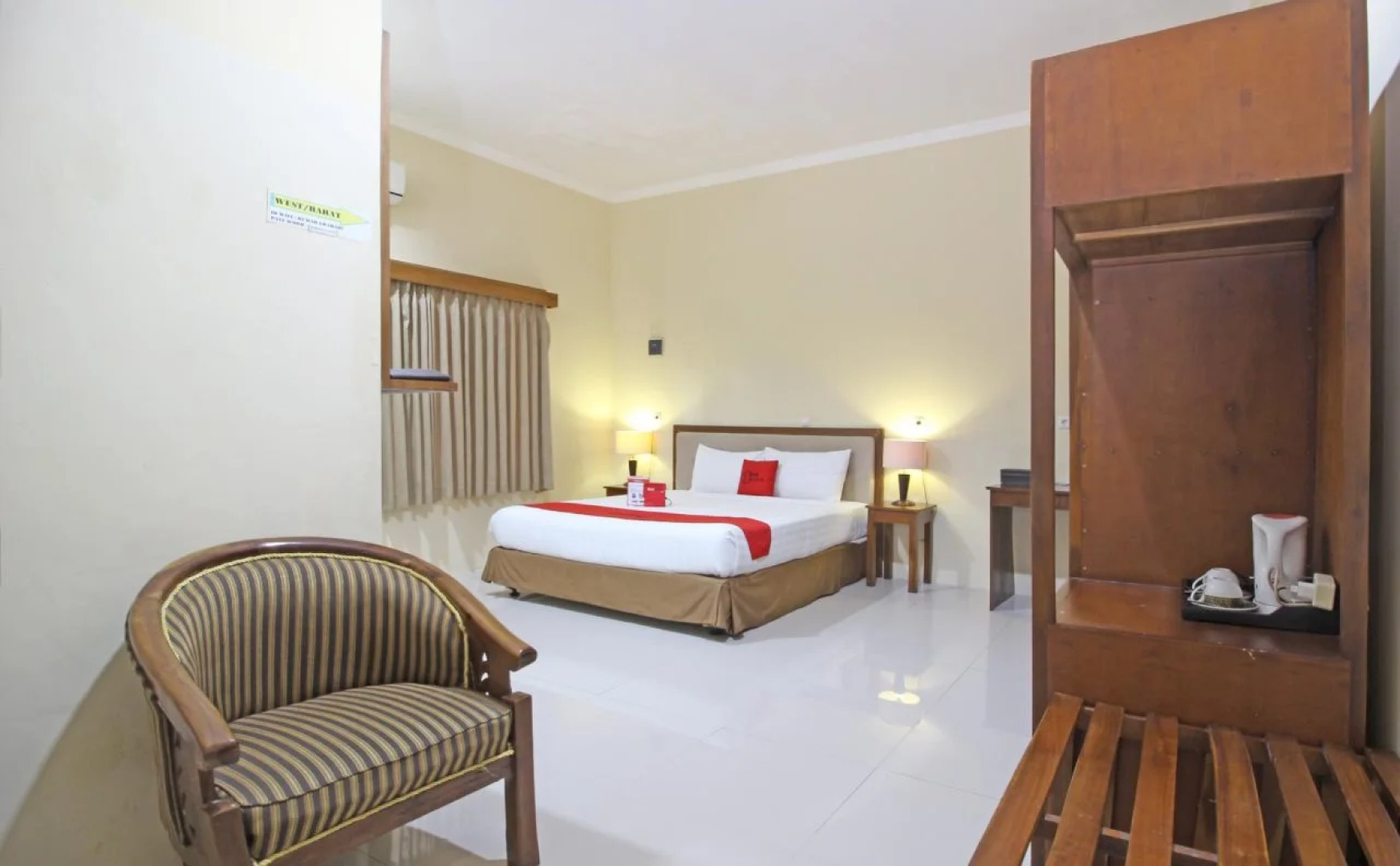 RedDoorz near Candi Pawon Borobudur