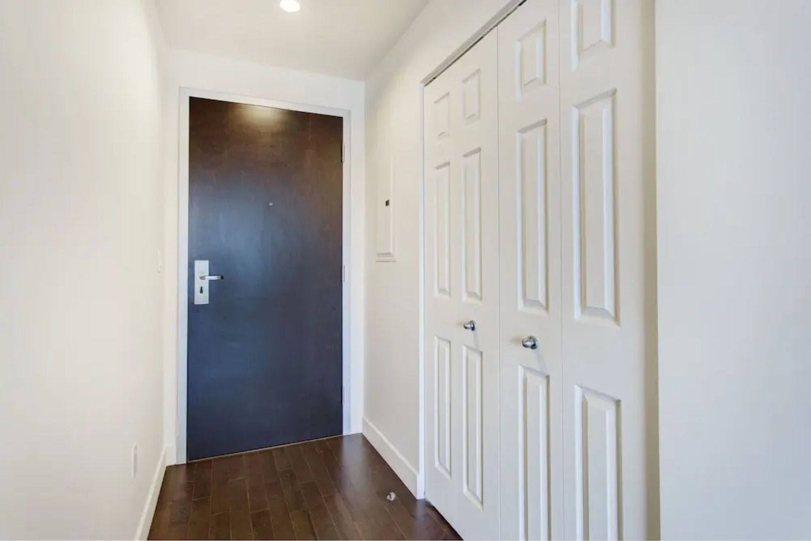 Place des Festivals Serviced Apartments by Hometrotting