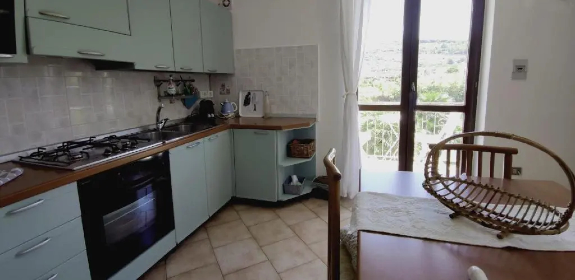 Bosa Apartments "House on the River"