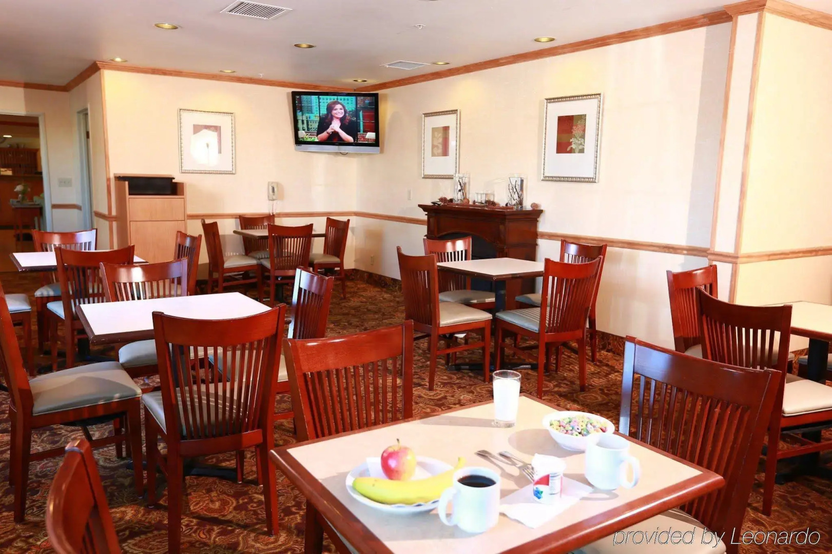 Country Inn & Suites by Radisson, Grand Rapids Airport, MI