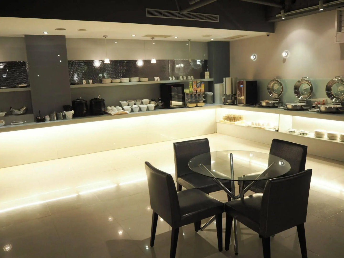 The Riverside Hotel Esthetics