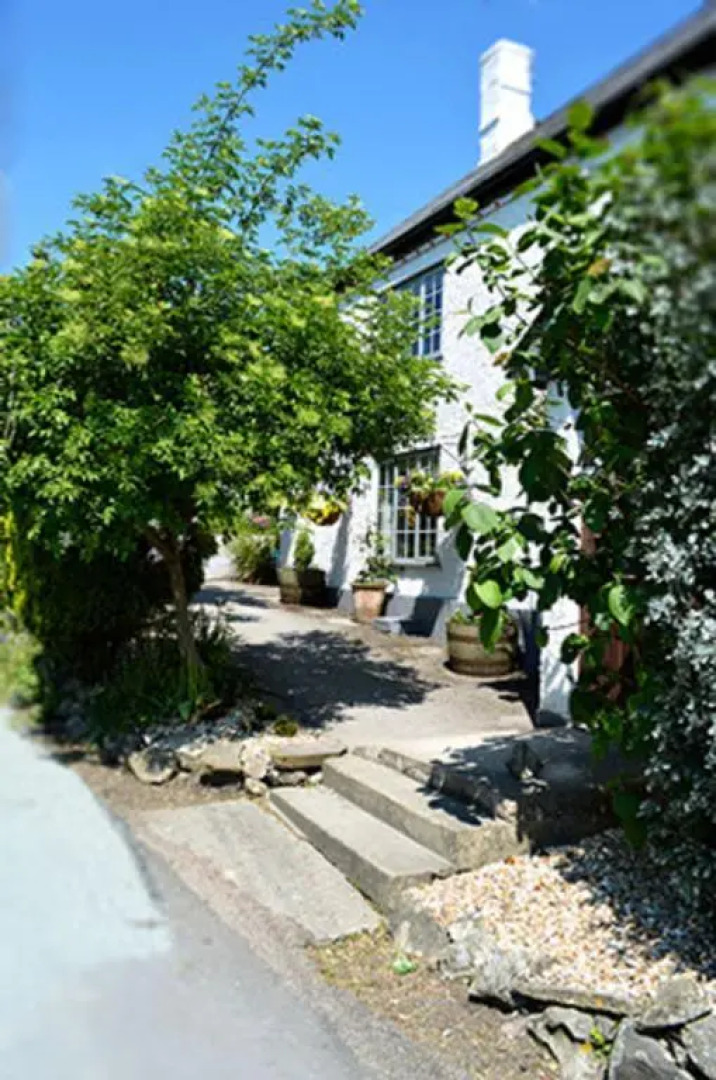 The Tytherleigh Arms