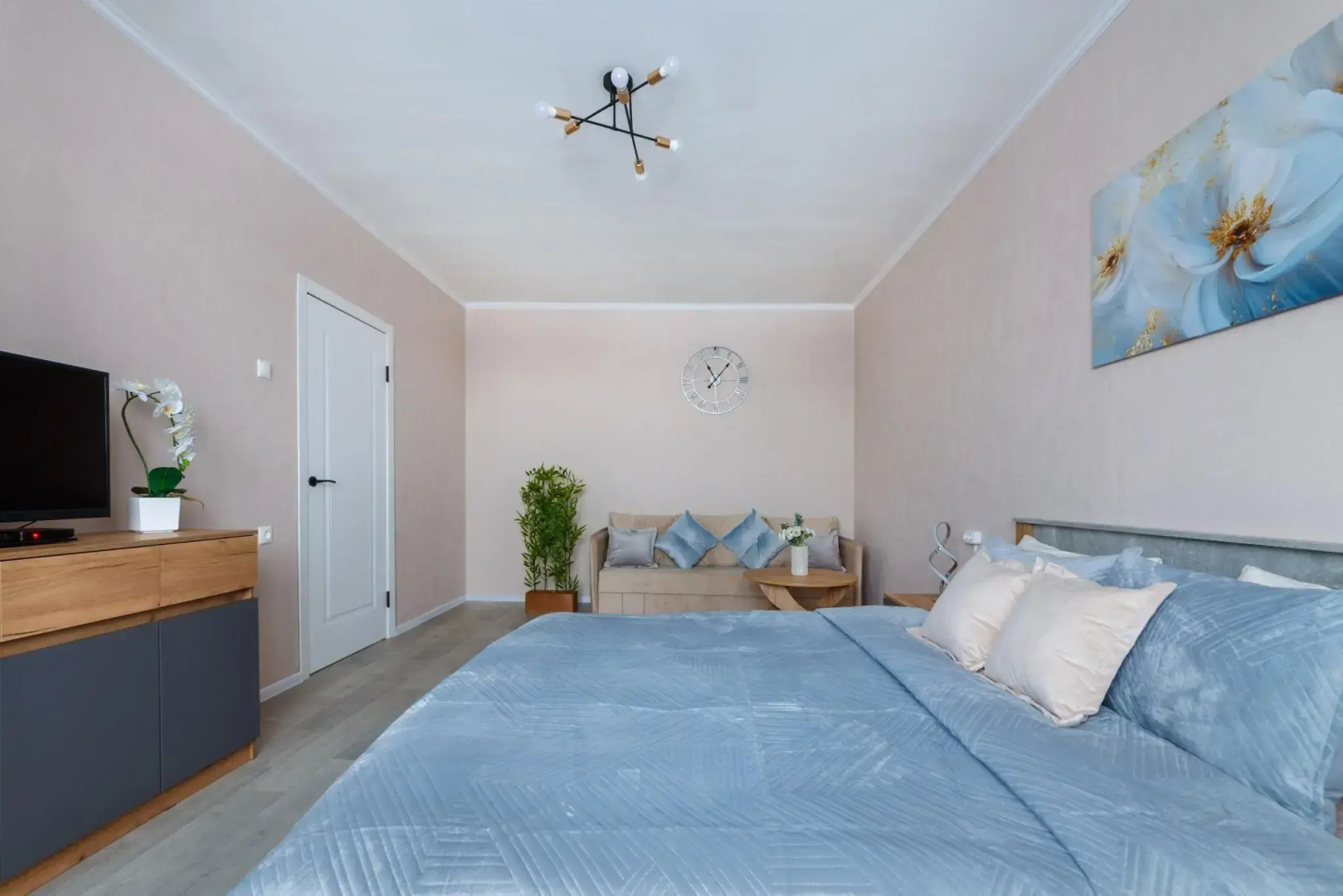 ApartLux (АпартЛюкс) на Кировоградской