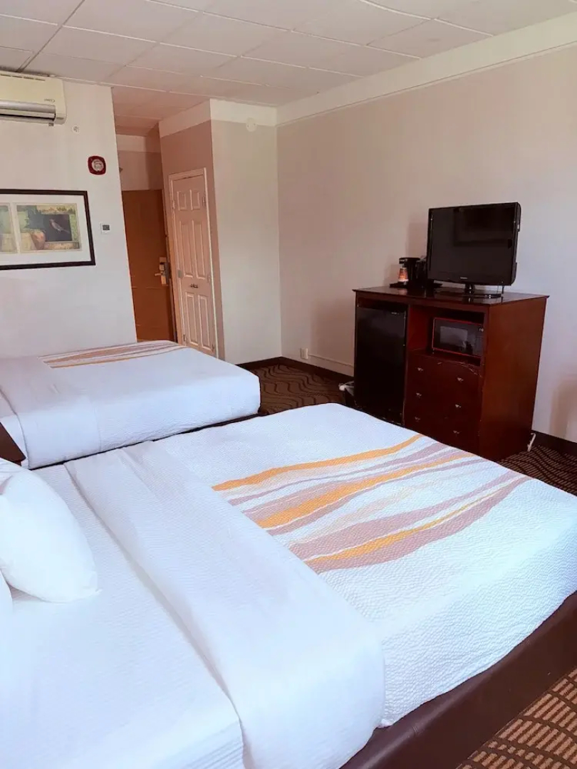 Mountain Valley Inn & Suites