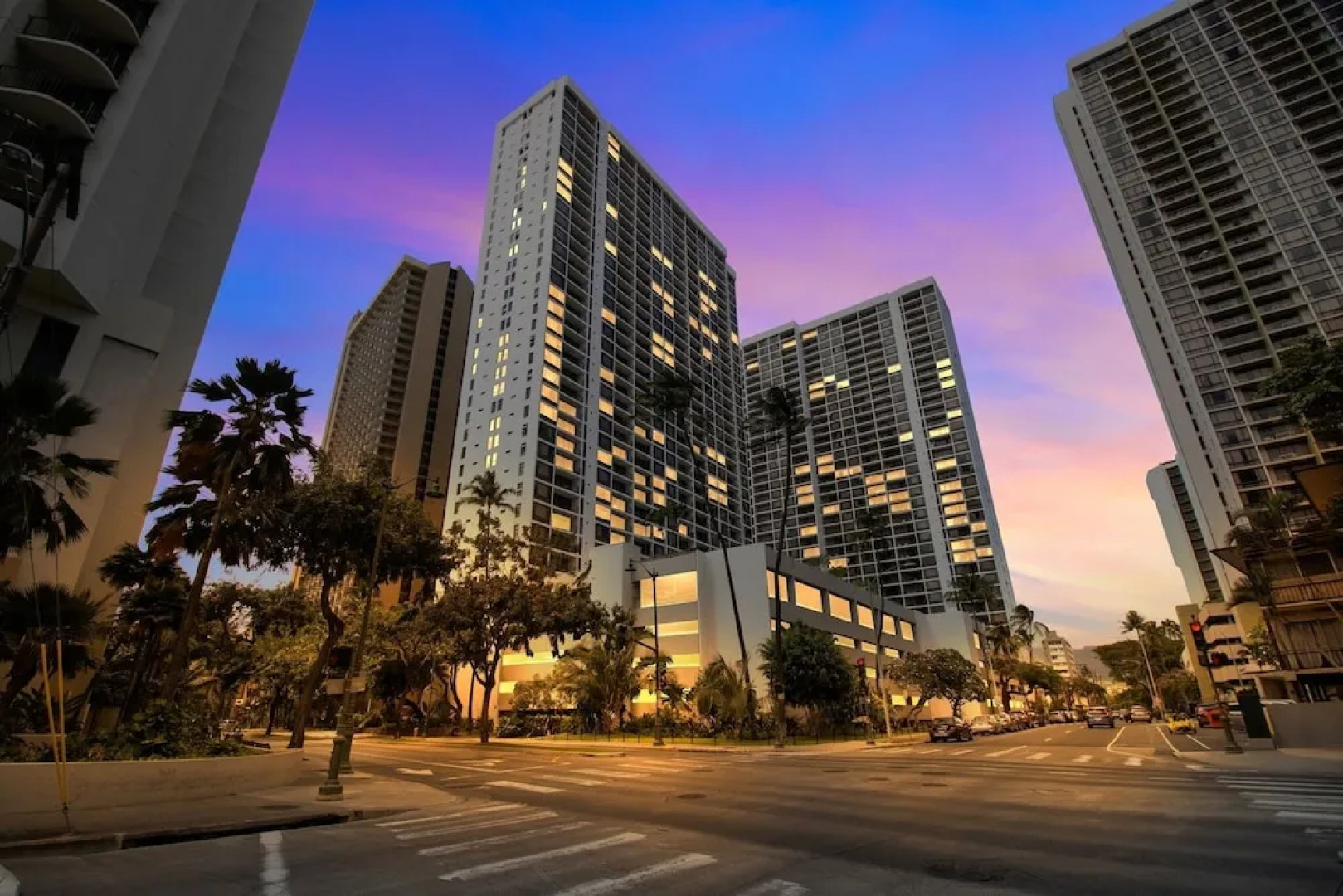 Waikiki Banyan #2801-1 by RedAwning