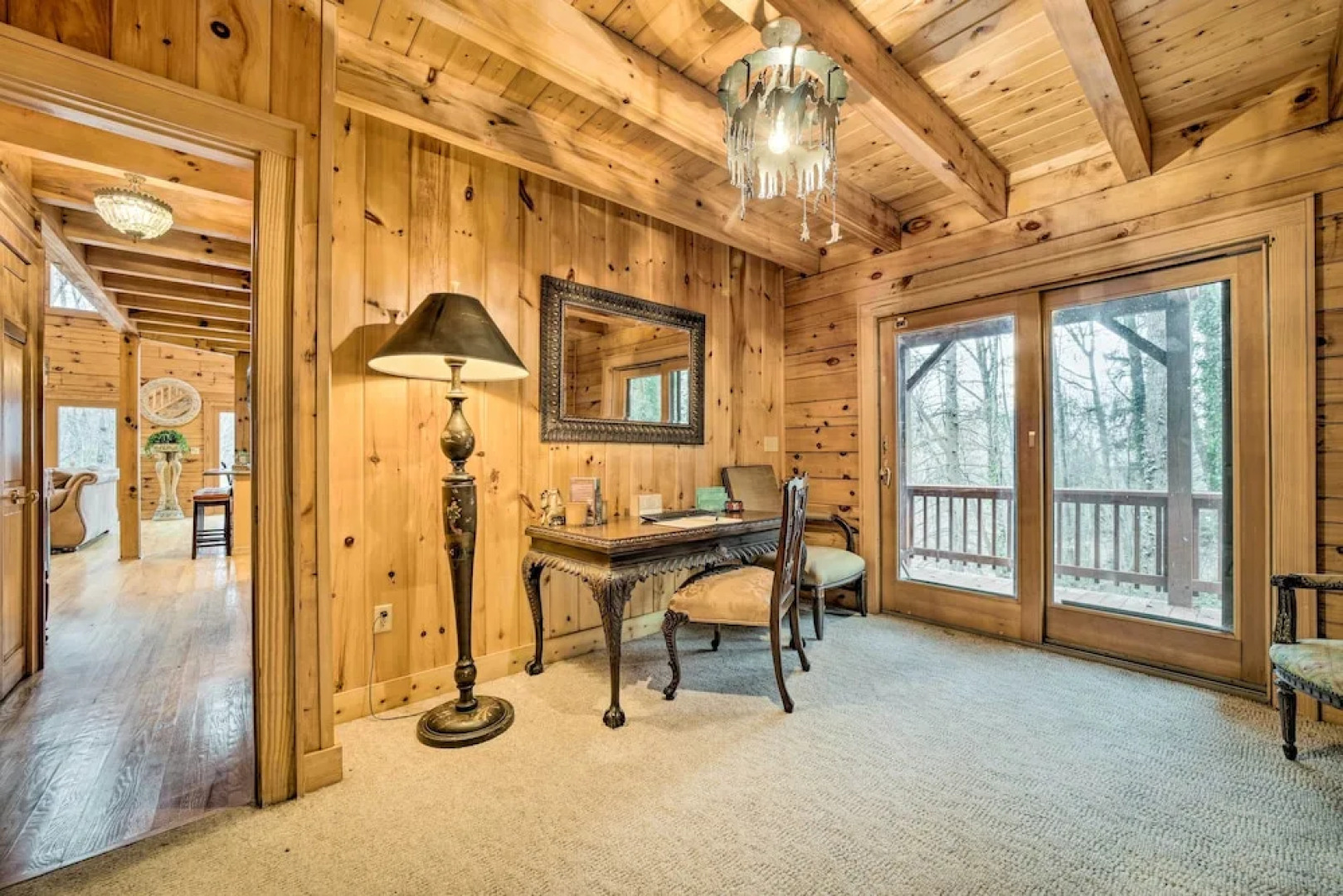 Walk to Golfing: Grand Maggie Valley Cabin!