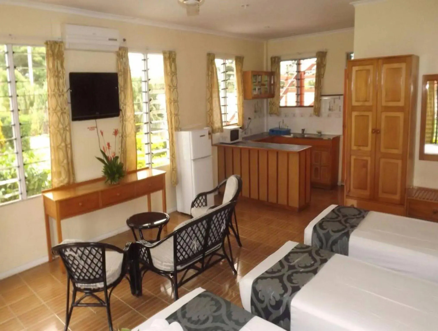 Wailoaloa Beach Resort Fiji