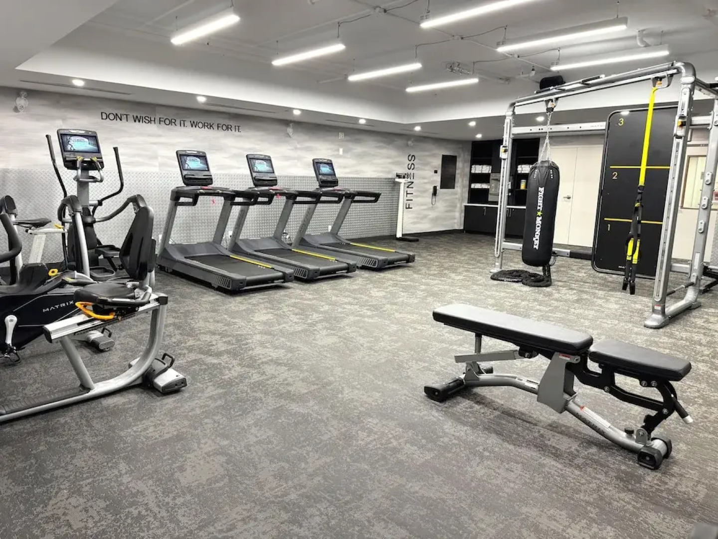 Newmarket Hotel & Suites