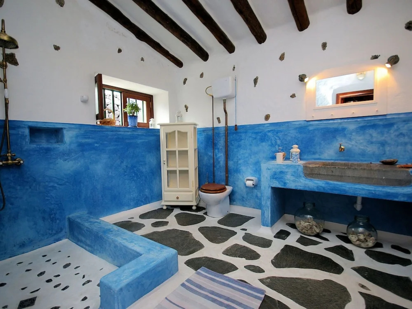 Comfortable Villa in Haría With Swimming Pool