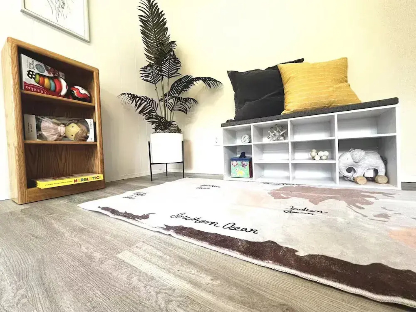 Cozy Bellevue Home for Family/Business Near MS