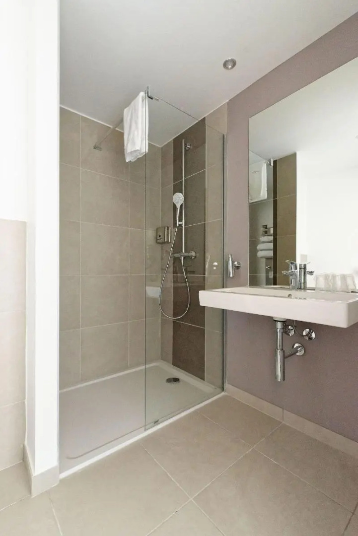 Hôtel Akena Besançon