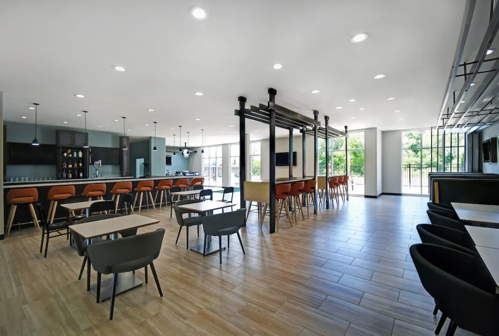 Holiday Inn Grand Rapids North - Walker, an IHG Hotel