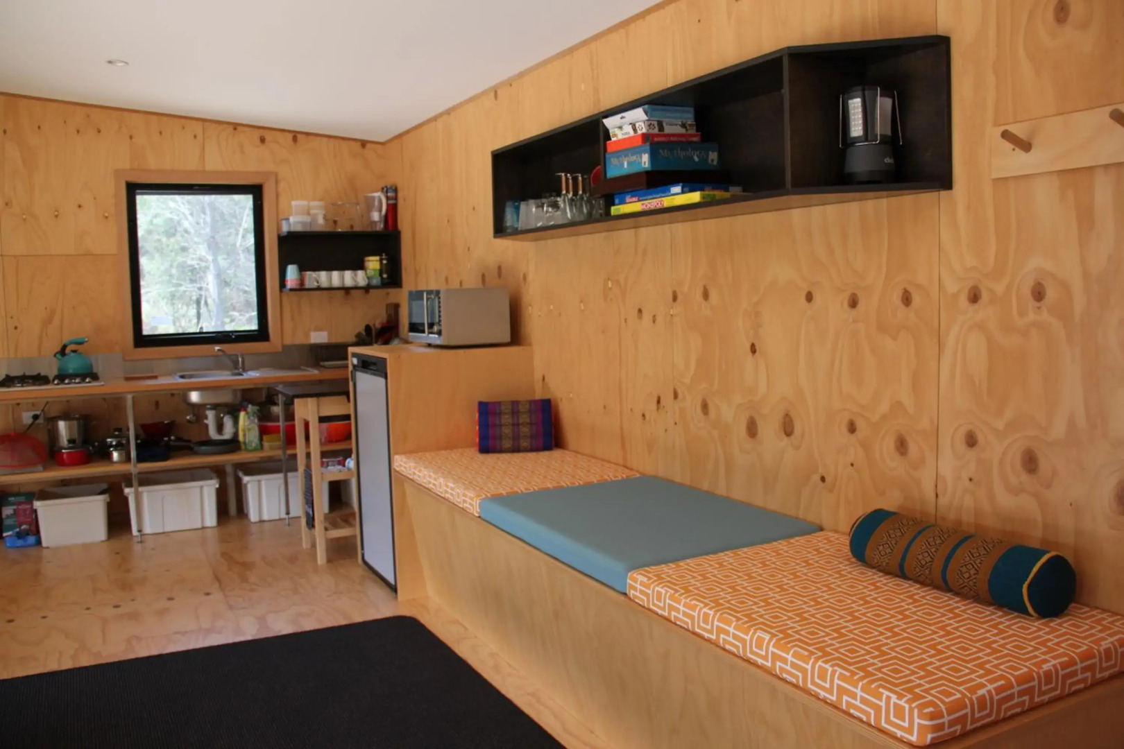 BAY OF FIRES ECO HUT off grid experience at Binalong Bay