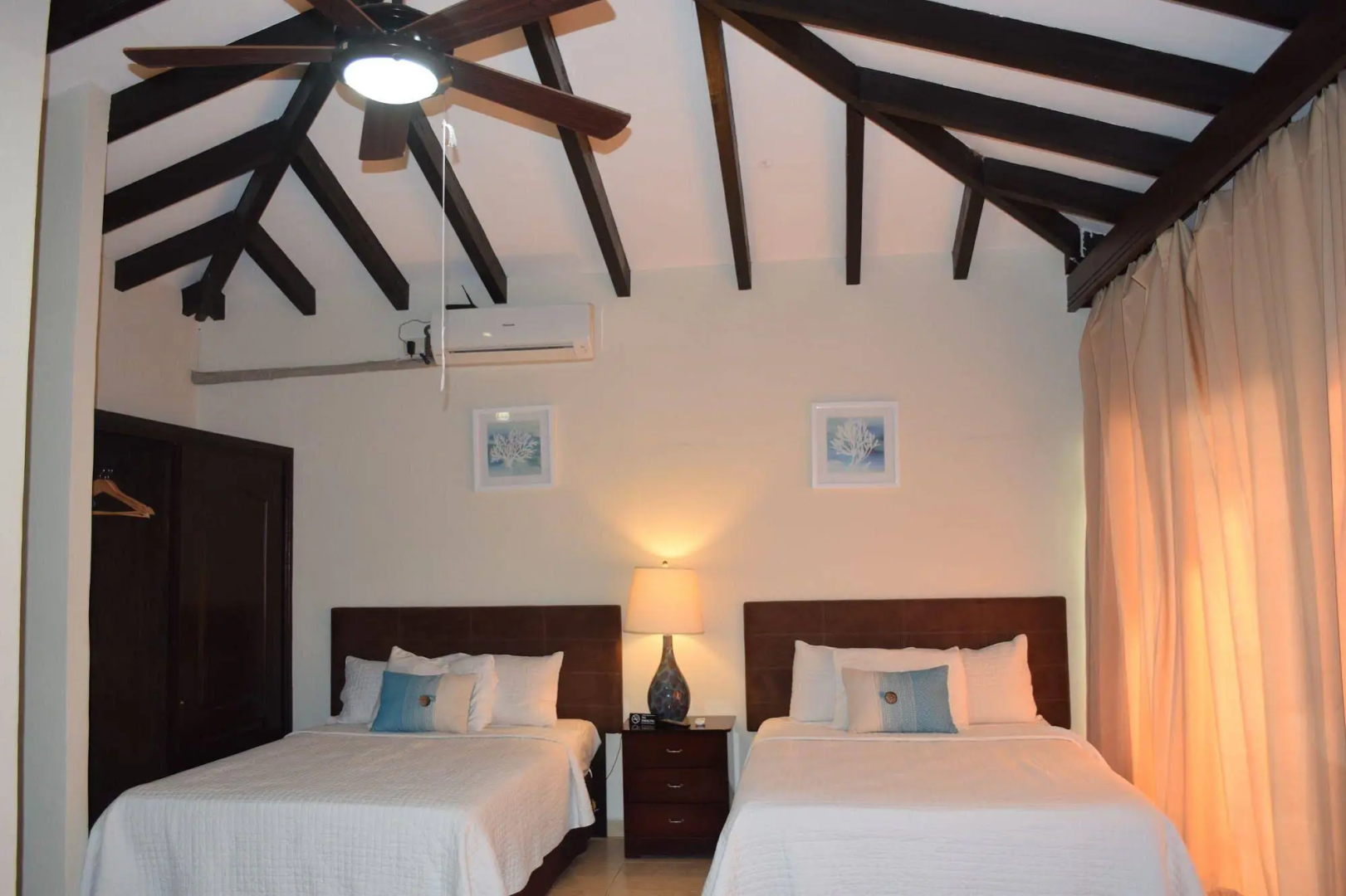 Vista Las Olas Surf Resort