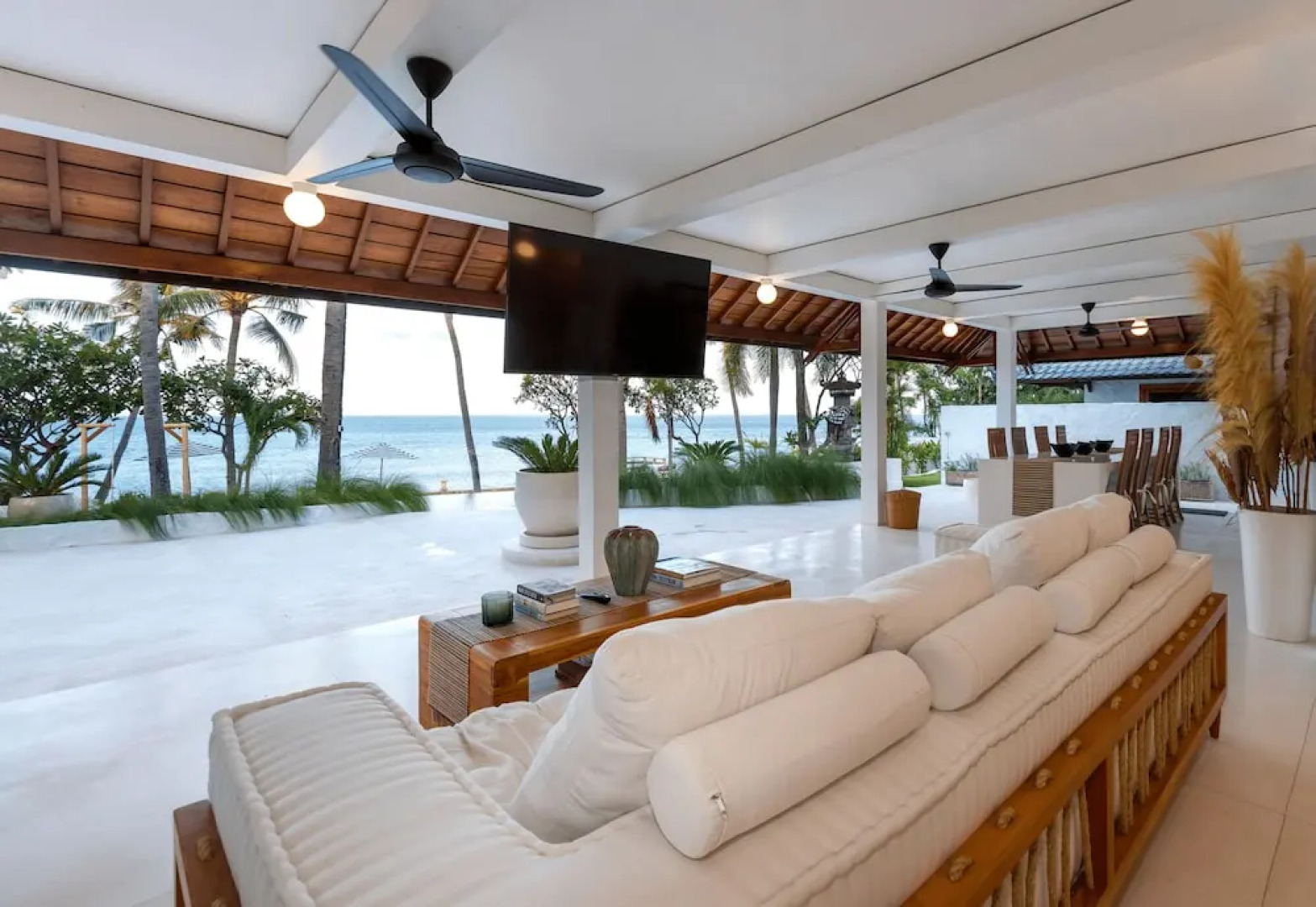 Kanna Seafront Estate