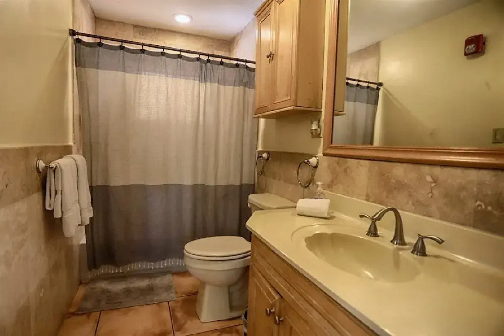 Spacious & Conveniently Located Miami Airport Home