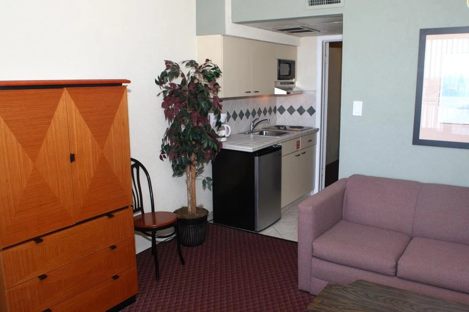 The Crusader Oceanfront Family Resort