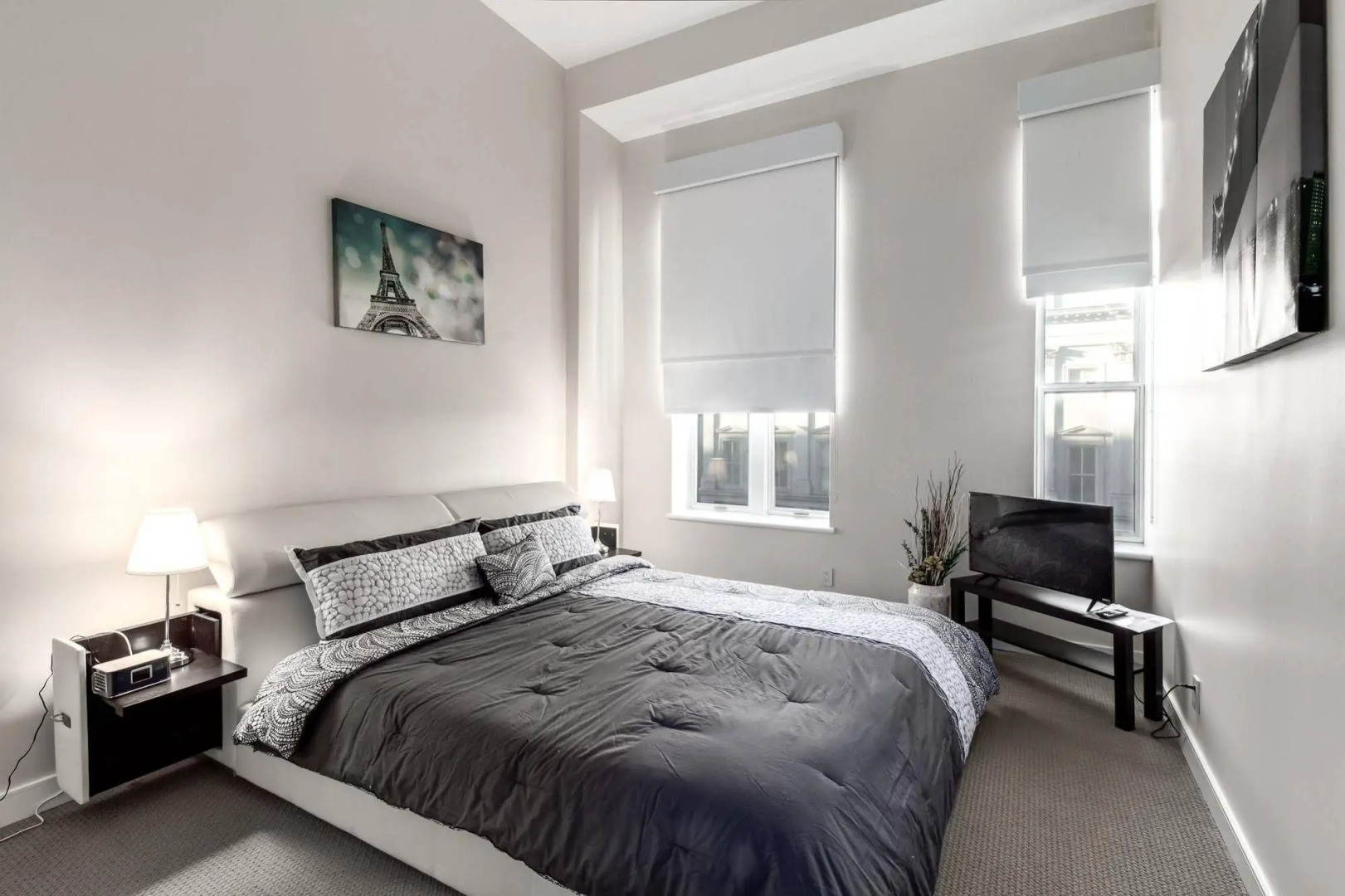 Heaven on Washington - Center of City