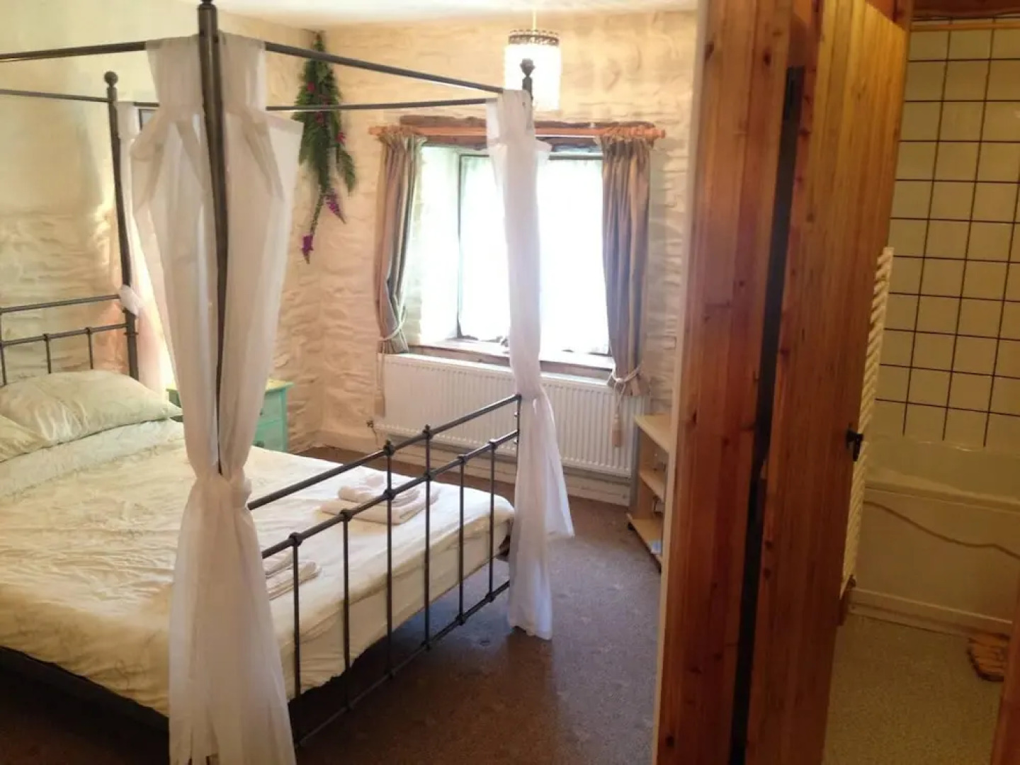 Relaxing Holidays in the Old Water Mill at Cwmiar